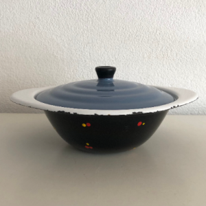 Enamel pan by Dru